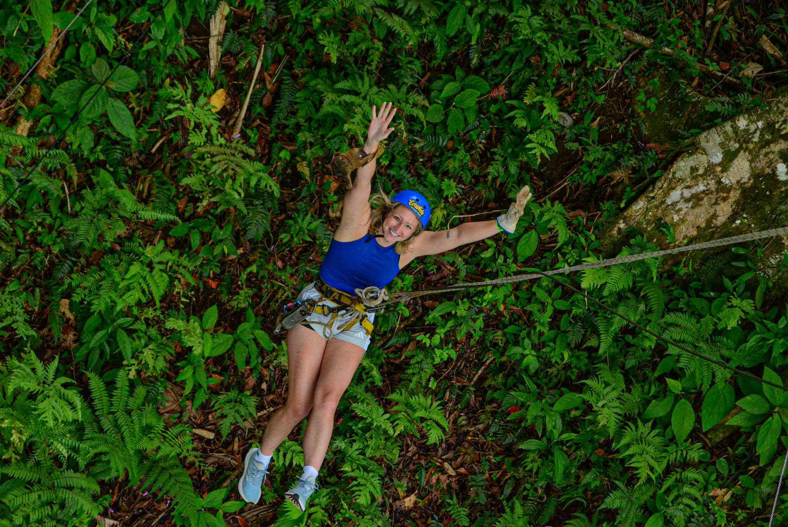 Tyrolienne avec balançoire Tarzan